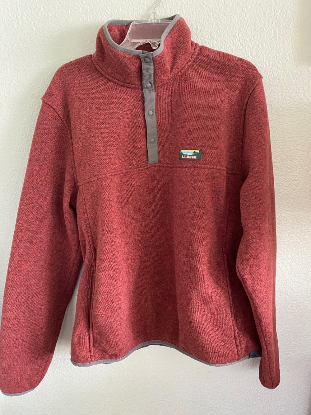 L.L. Bean Men's Sweater Fleece Pullover 1/4 Snap Red Heather Gray Size L Dadcore
